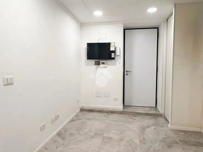 Appartamento bilocale in vendita in Via Vittorio Veneto, Roma