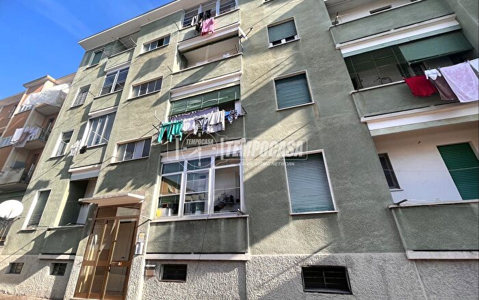 Appartamento quadrilocale in vendita in Via Lazio, Biella