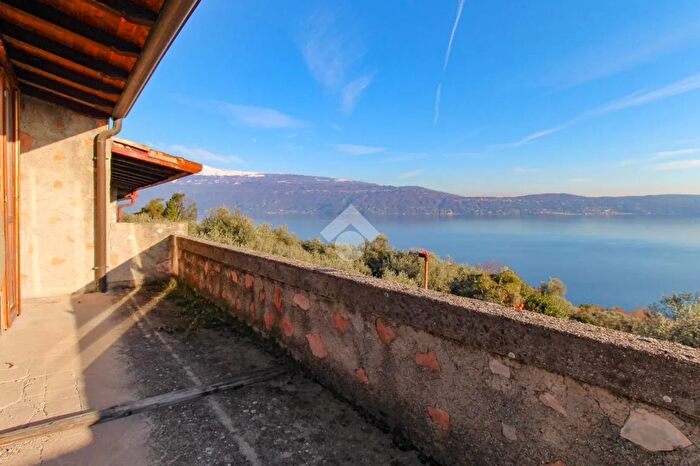 Casa quadrilocale in vendita in Via Caronte, Toscolano Maderno