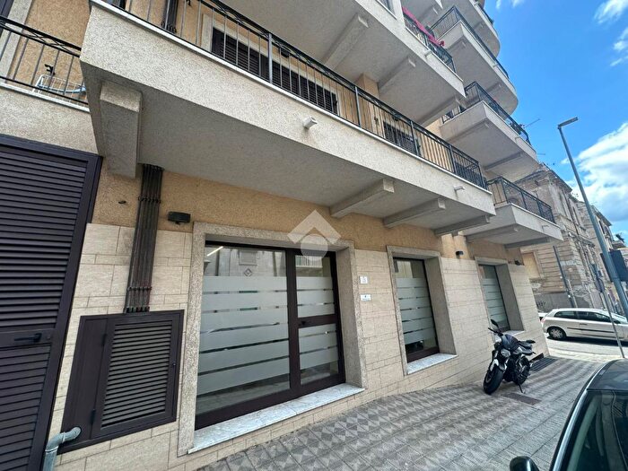 Appartamento bilocale in vendita in Via Crocefisso, Reggio Calabria