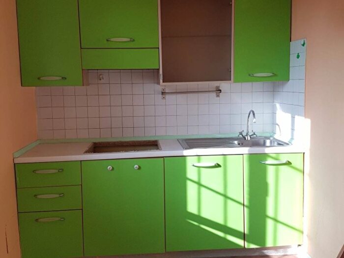 Appartamento trilocale in affitto in Centro Storico, Pavia