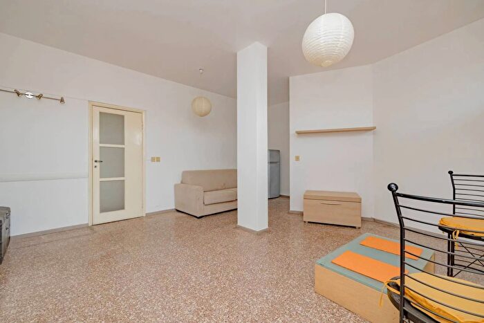 Appartamento bilocale in affitto in Via Pietro Gassendi Milano, Milano