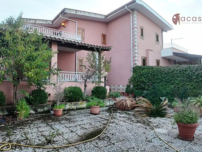 Casa con 5 locali in vendita in Via Chiesezza Sperone, Altavilla Milicia