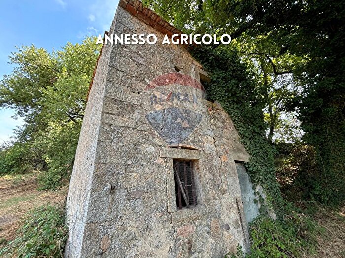 Casa bilocale in vendita in Podere Querceto Snc, Roccastrada