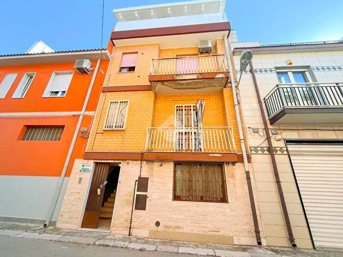 Casa con 5 locali in vendita in Vico Giusti, San Severo