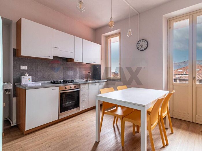 Appartamento bilocale in affitto in Piazza Fiume, Centro Storico, Biella