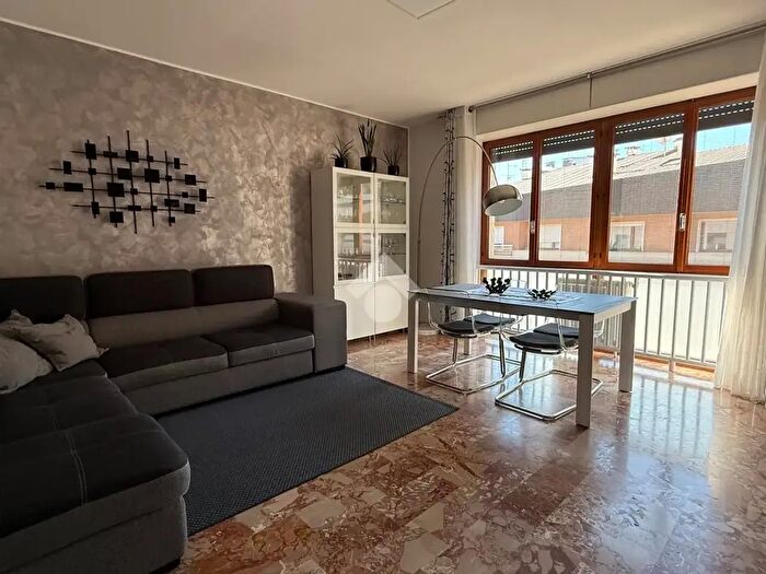 Appartamento quadrilocale in vendita in Via Giovanni Battista Damiani, Pordenone