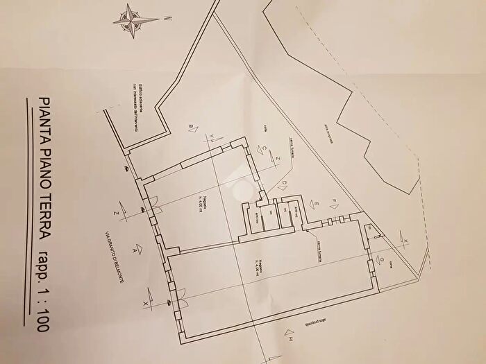 Appartamento quadrilocale in vendita in Via Granito di Belmonte, Roma