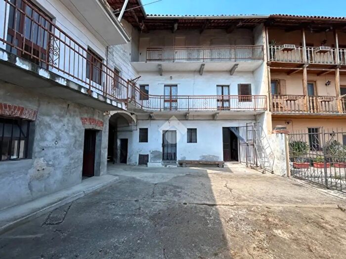 Casa con 5 locali in vendita in Via Arduino, Borgomasino