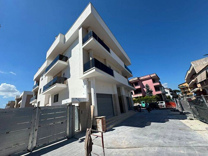Appartamento trilocale in affitto in Via Innamorati, Nuovo Corso Campano Marchesella, Giugliano in Campania