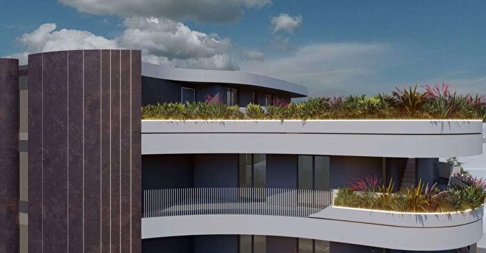 Appartamento con 5 locali in vendita in Via Matteo Pescatore, Cirie