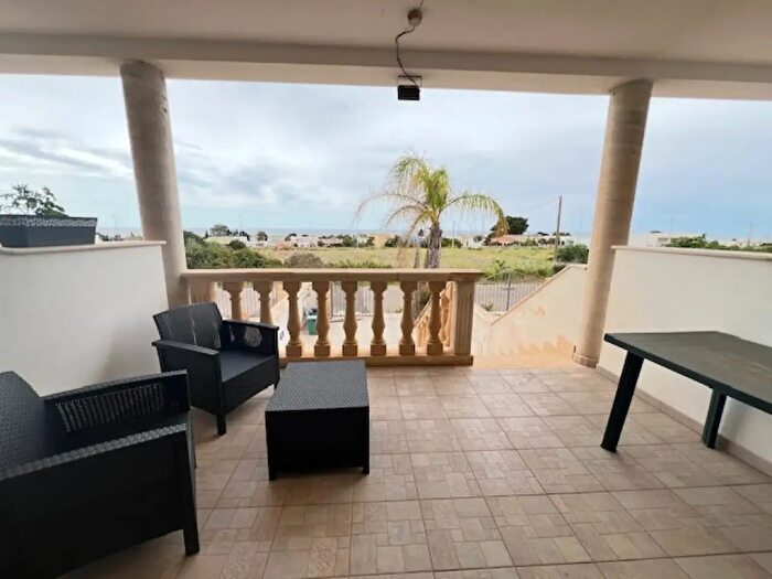 Casa trilocale in vendita in Via Fabrizio De Andrè, Casarano