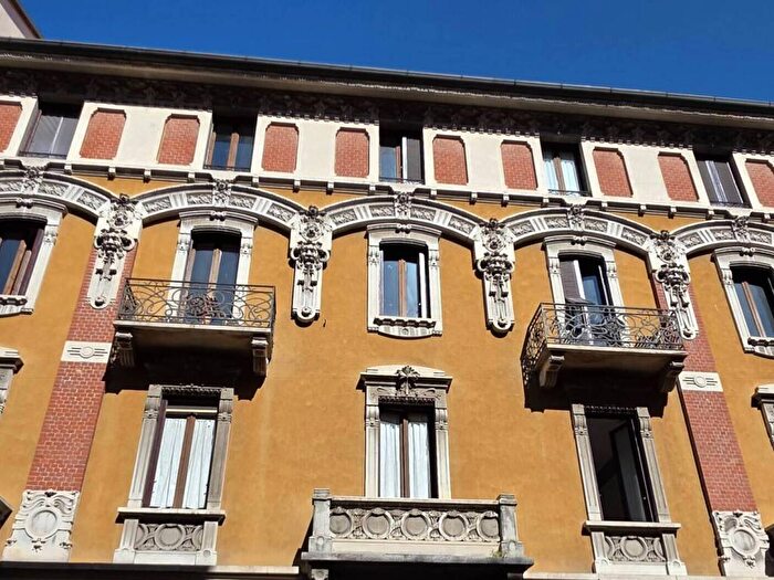 Appartamento trilocale in affitto in Via C Menotti, Duomo, Milano