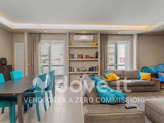 Appartamento trilocale in vendita in Via Giuseppe De Felice, Sant'Agata Li Battiati