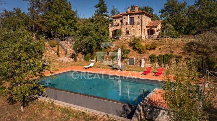 Casa con 6 locali in vendita in Via Roma, Arcidosso