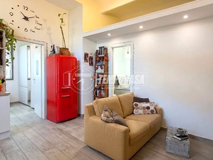 Appartamento bilocale in affitto in Via Monfalcone, Milano