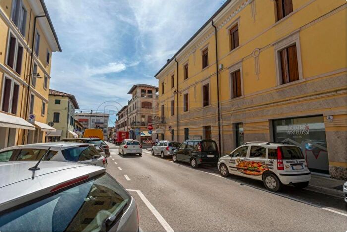 Appartamento con 5 locali in vendita in Via Dante, Palmanova
