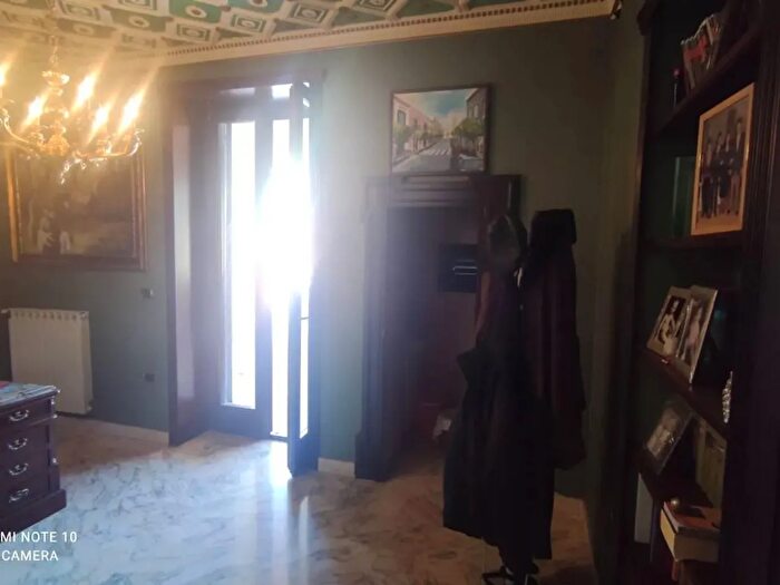 Appartamento con 5 locali in affitto in Montella, Airola