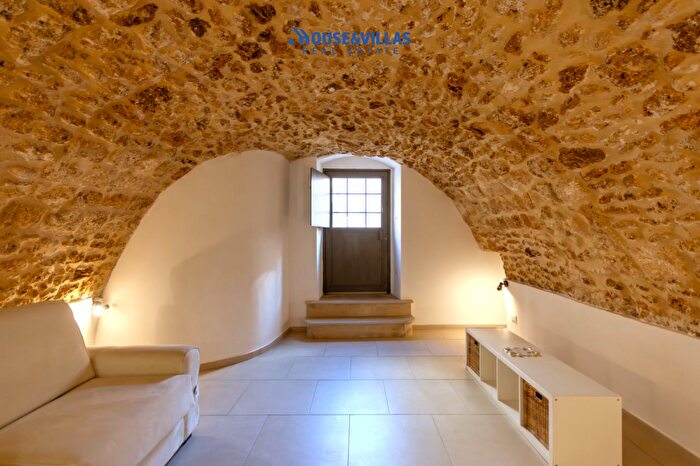 Casa bilocale in vendita in Via Giuseppe Zanardelli, Noto