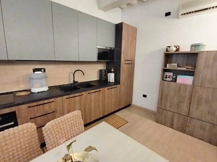 Appartamento quadrilocale in vendita in Via Alberto Mario, Pisa