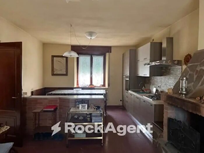 Casa con 6 locali in vendita in Strada Provinciale, Corniglio