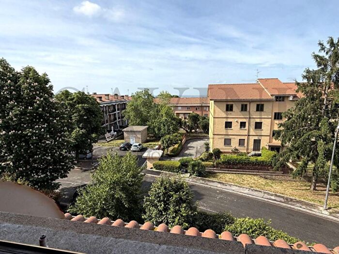 Appartamento bilocale in affitto in Via Campania, Centro, Genzano di Roma