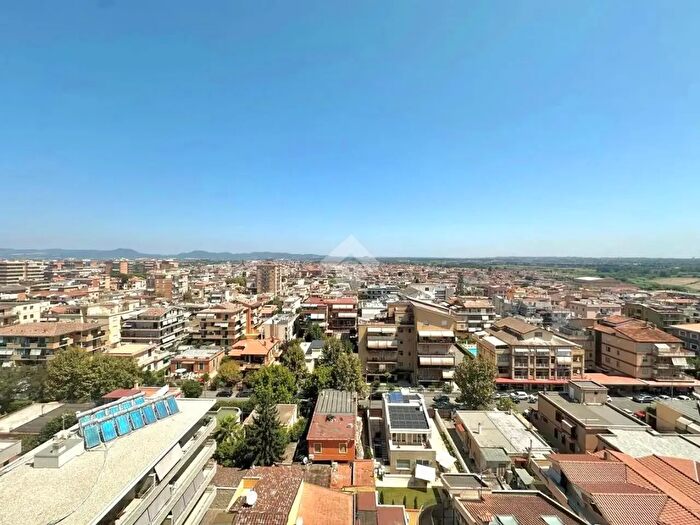 Appartamento quadrilocale in vendita in Via Palermo, Ladispoli
