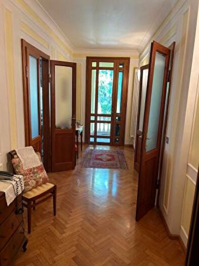 Appartamento quadrilocale in vendita in Via Matilde di Canossa, Reggio Emilia