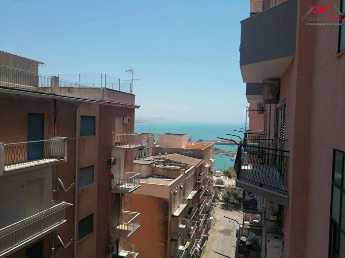 Appartamento con 5 locali in vendita in Porto Empedocle