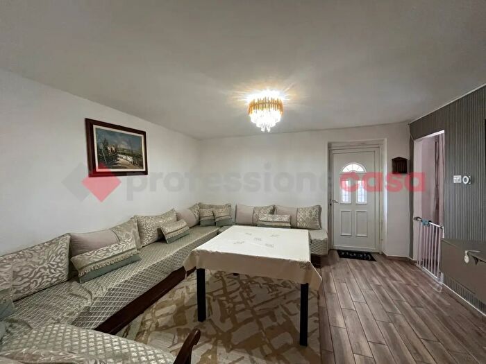 Appartamento con 5 locali in vendita in Via Roma, Minerbe