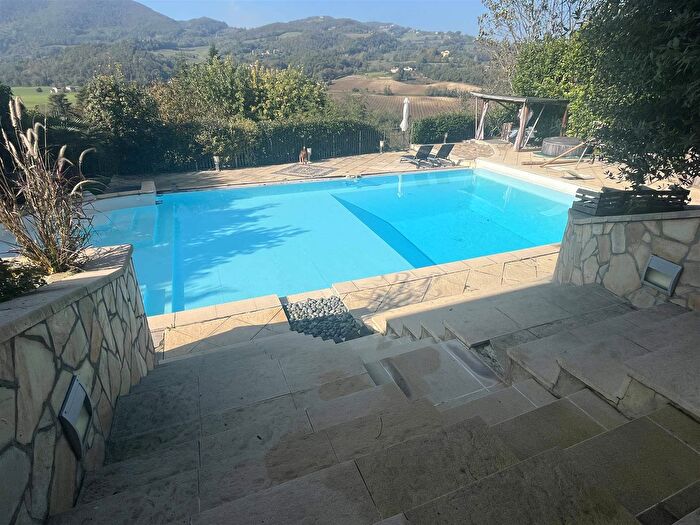 Casa quadrilocale in vendita in Rivergaro