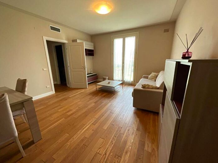 Appartamento trilocale in affitto in Via Palermo, Fornacette, Calcinaia