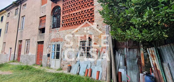 Casa con 7 locali in vendita in Ia del Fanucchi, Capannori