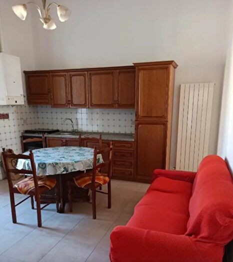 Appartamento trilocale in vendita in Pisa