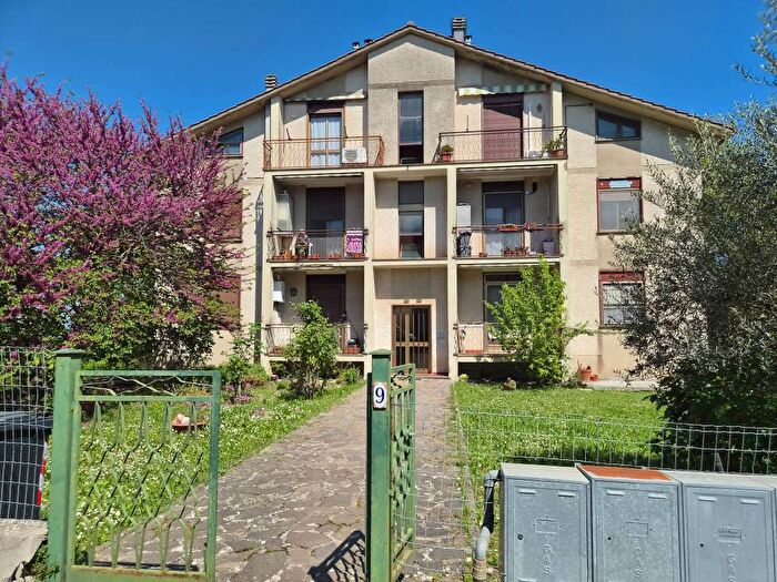 Appartamento con 5 locali in affitto in Via Libero Liberati, Giove