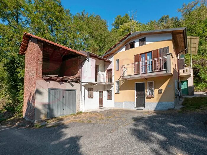 Casa con 13 locali in vendita in Strada Tetti Rancoita, Castiglione Torinese