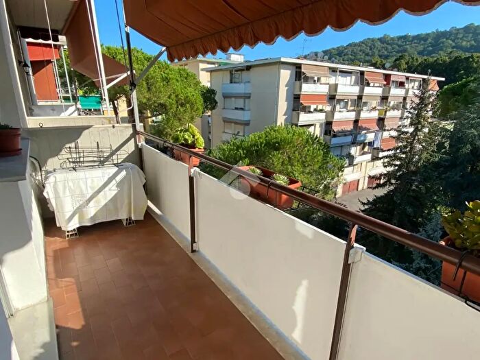 Appartamento trilocale in vendita in Via a Sciesa, Rapallo