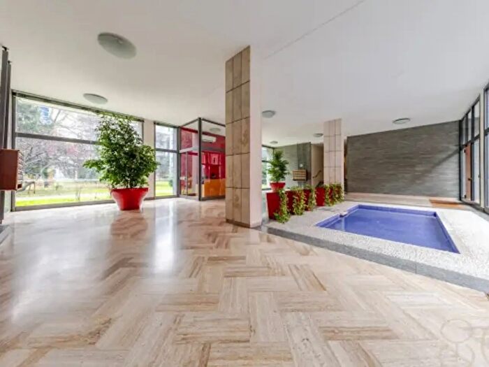 Appartamento con 5 locali in vendita in Via Tiziano, Milano