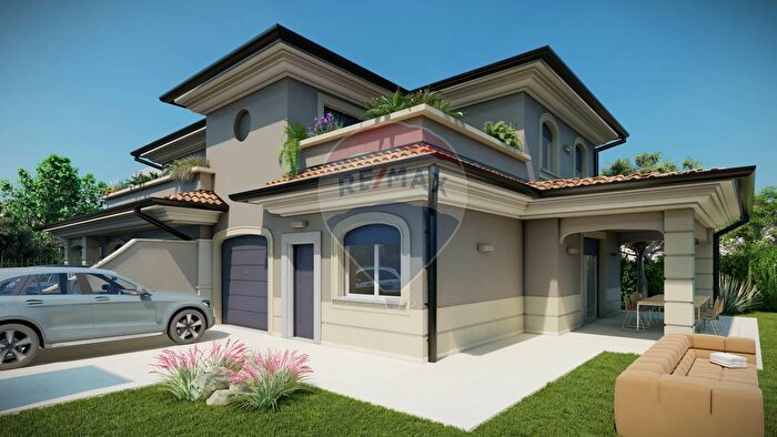 Casa con 5 locali in vendita in Cremona