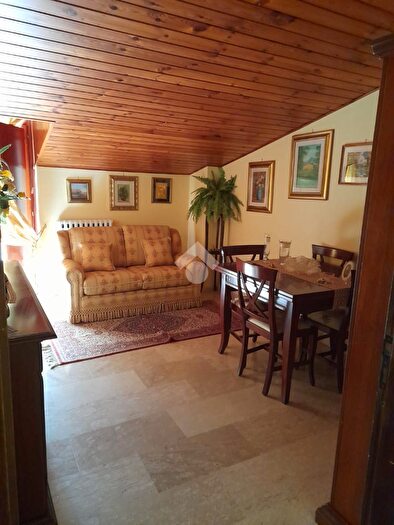 Appartamento quadrilocale in vendita in Via Lucio Gioffre, Castrovillari