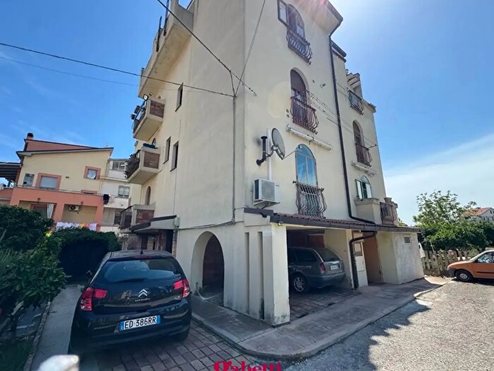 Appartamento trilocale in vendita in Via Monte La Meta, San Salvo