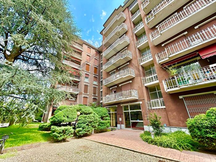 Appartamento bilocale in affitto in Via Castelfidardo, Regina Pacis Borsa, Monza