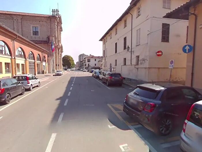 Appartamento bilocale in affitto in Piazza Alessandro Manzoni, Carmagnola