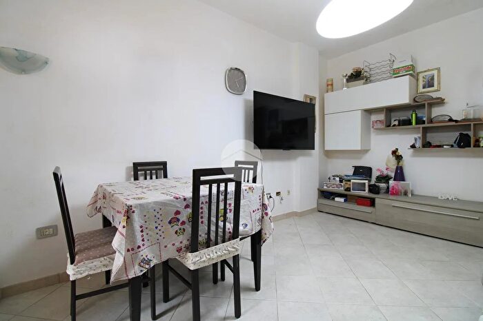 Appartamento trilocale in vendita in Via Biserta, Quartucciu