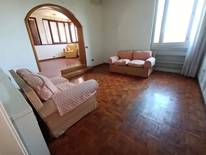 Appartamento quadrilocale in vendita in Via di Sant'Angela Merici, Roma