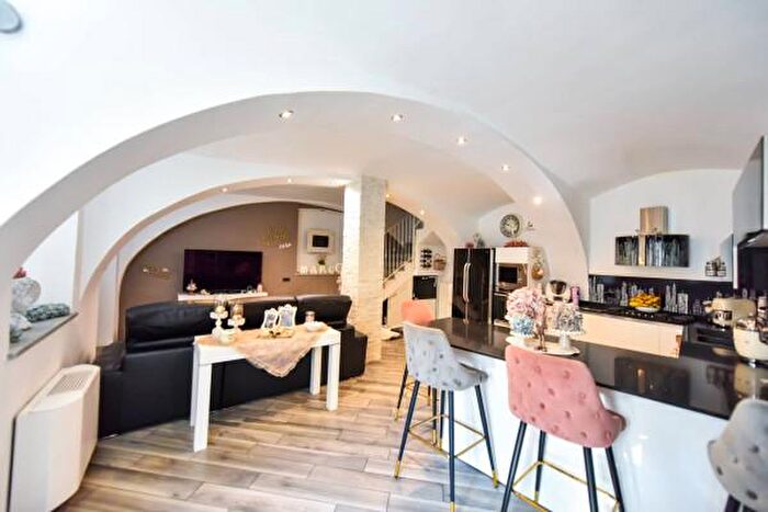 Appartamento quadrilocale in vendita in Via Don Luigi Pavesio, Venaria Reale