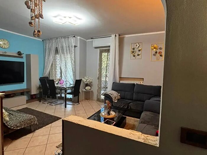 Appartamento con 5 locali in vendita in Via Circonvallazione Ovest, Luzzara