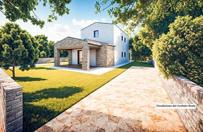 Appartamento trilocale in vendita in Via di LI Graniti, San Teodoro