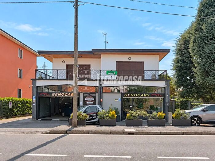 Casa trilocale in vendita in Via Milano, Paullo
