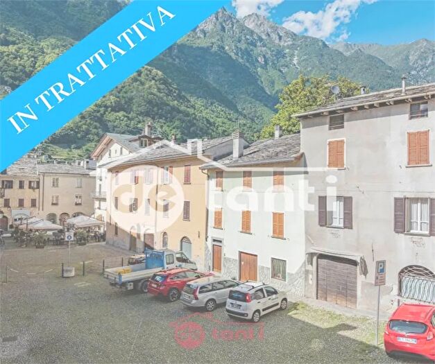 Appartamento con 6 locali in vendita in Via Candida Lena Perpenti Chiavenna So, Chiavenna